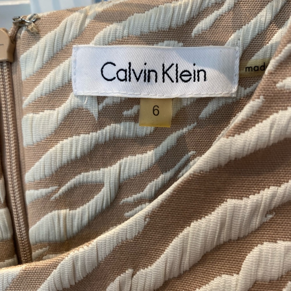 Calvin Klein dress - Picture 2 of 6